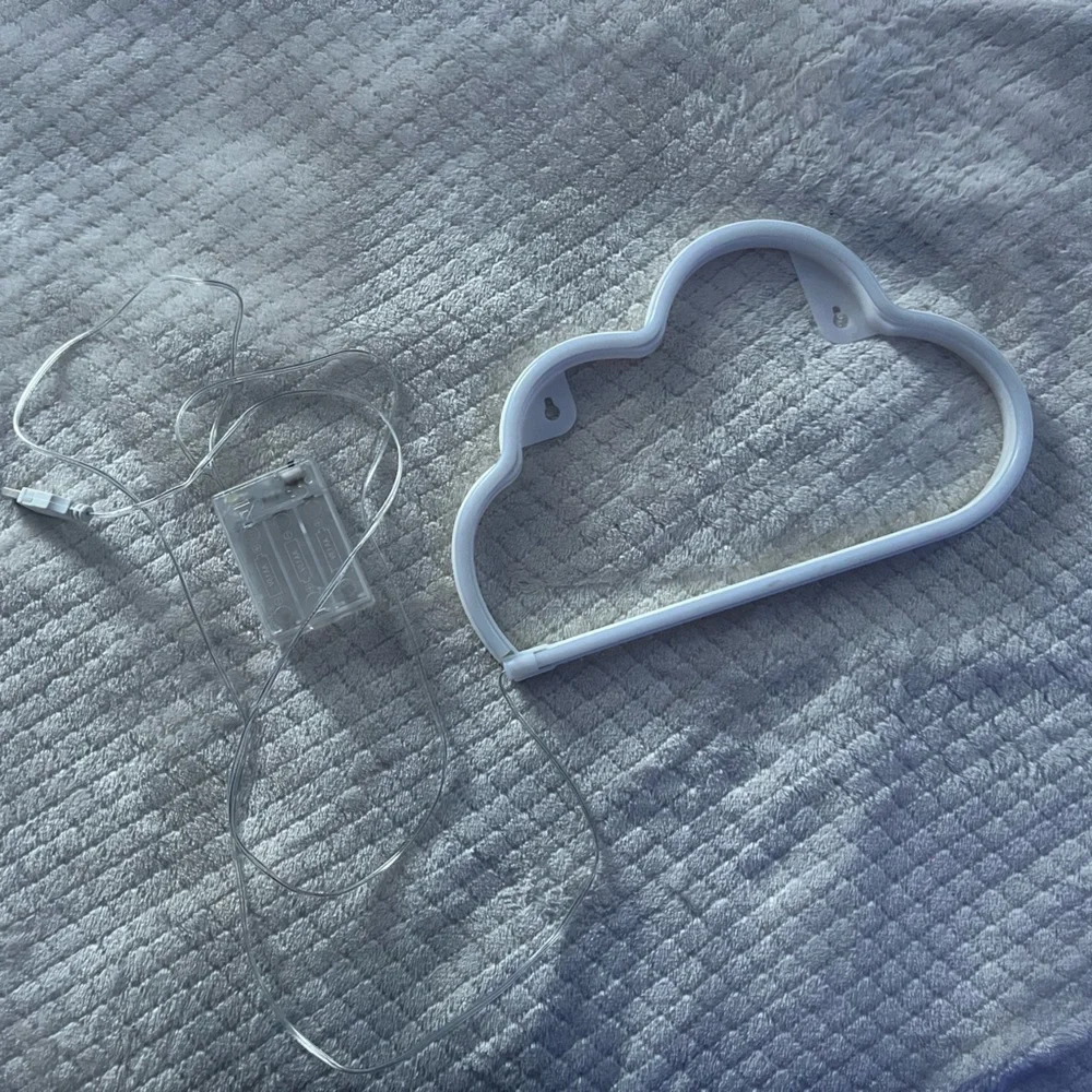 pink cloud led sign - Picture 2 of 2